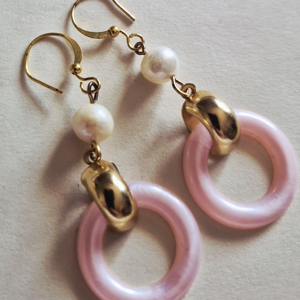Elegant Pink and Gold Hoop Earrings